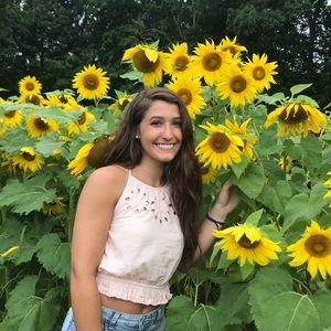 Meet your Posher, Ashley